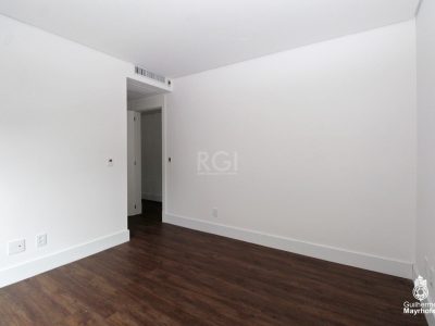 Apartamento à venda com 256m², 3 quartos, 3 suítes, 4 vagas no bairro Moinhos de Vento em Porto Alegre - Foto 14