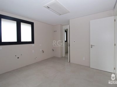 Apartamento à venda com 256m², 3 quartos, 3 suítes, 4 vagas no bairro Moinhos de Vento em Porto Alegre - Foto 20