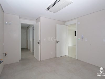 Apartamento à venda com 256m², 3 quartos, 3 suítes, 4 vagas no bairro Moinhos de Vento em Porto Alegre - Foto 21