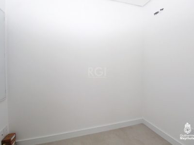 Apartamento à venda com 256m², 3 quartos, 3 suítes, 4 vagas no bairro Moinhos de Vento em Porto Alegre - Foto 26