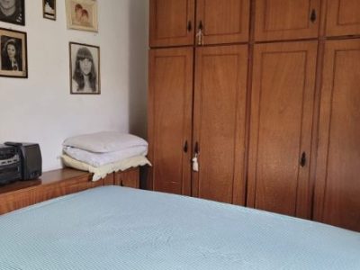 Casa à venda com 110m², 3 quartos, 2 vagas no bairro Santo Antônio em Porto Alegre - Foto 10