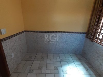 Casa à venda com 257m², 3 quartos, 2 suítes, 4 vagas no bairro Ipanema em Porto Alegre - Foto 33