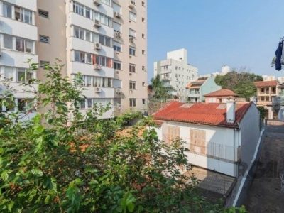 Apartamento à venda com 73m², 2 quartos, 1 vaga no bairro Santana em Porto Alegre - Foto 16