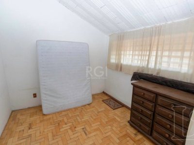 Casa à venda com 349m², 4 quartos, 1 suíte, 3 vagas no bairro Tristeza em Porto Alegre - Foto 36