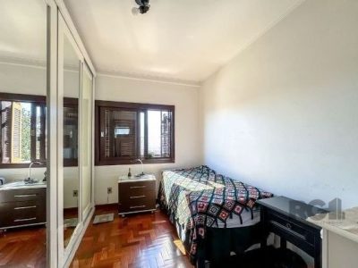 Cobertura à venda com 276m², 3 quartos, 1 suíte, 2 vagas no bairro Jardim Botânico em Porto Alegre - Foto 12