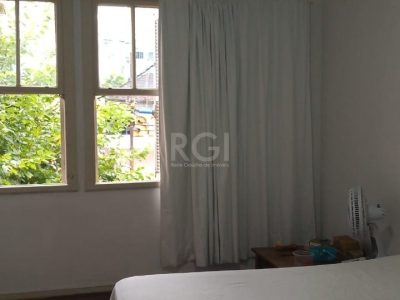 Apartamento à venda com 90m², 3 quartos no bairro Floresta em Porto Alegre - Foto 4