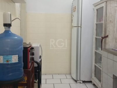 Apartamento à venda com 90m², 3 quartos no bairro Floresta em Porto Alegre - Foto 5