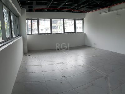 Conjunto/Sala à venda com 55m² no bairro Moinhos de Vento em Porto Alegre - Foto 2