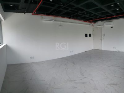 Conjunto/Sala à venda com 55m² no bairro Moinhos de Vento em Porto Alegre - Foto 3