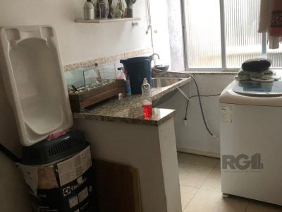 Cobertura à venda com 73m², 2 quartos no bairro Azenha em Porto Alegre - Foto 2