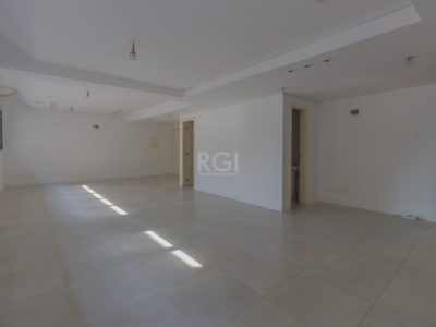 Conjunto/Sala à venda com 36m², 1 vaga no bairro Rio Branco em Porto Alegre - Foto 3