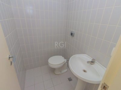 Conjunto/Sala à venda com 36m², 1 vaga no bairro Rio Branco em Porto Alegre - Foto 8