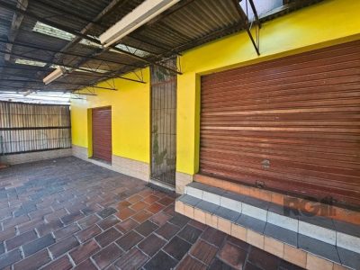 Predio à venda com 170m², 2 vagas no bairro Santa Tereza em Porto Alegre - Foto 2