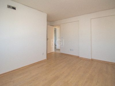 Apartamento à venda com 74m², 2 quartos, 1 suíte, 2 vagas no bairro Jardim Itu em Porto Alegre - Foto 16