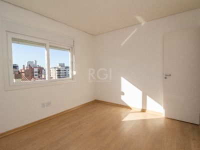 Apartamento à venda com 74m², 2 quartos, 1 suíte, 2 vagas no bairro Jardim Itu em Porto Alegre - Foto 22