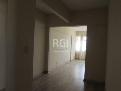 Apartamento à venda com 77m², 2 quartos no bairro Centro em Porto Alegre - Foto 3