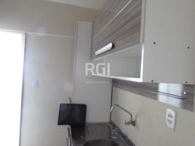 Apartamento à venda com 77m², 2 quartos no bairro Centro em Porto Alegre - Foto 9