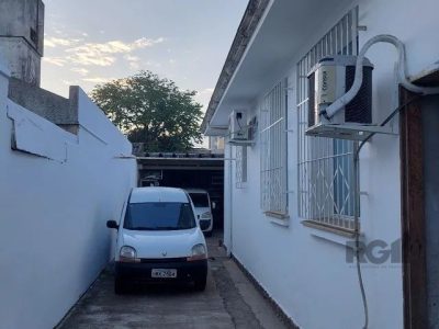 Casa à venda com 354m², 4 quartos, 5 vagas no bairro Higienópolis em Porto Alegre - Foto 2