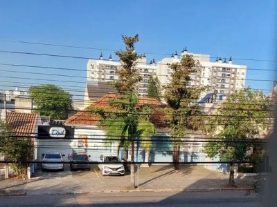 Casa à venda com 354m², 4 quartos, 5 vagas no bairro Higienópolis em Porto Alegre - Foto 3