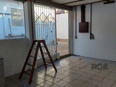 Casa à venda com 354m², 4 quartos, 5 vagas no bairro Higienópolis em Porto Alegre - Foto 5