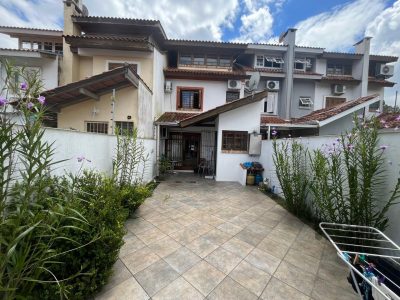 Casa à venda com 244m², 3 quartos, 1 suíte, 2 vagas no bairro Ipanema em Porto Alegre - Foto 2