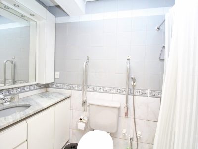 Apartamento à venda com 121m², 3 quartos, 1 suíte, 1 vaga no bairro Santana em Porto Alegre - Foto 2