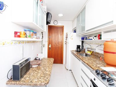 Apartamento à venda com 121m², 3 quartos, 1 suíte, 1 vaga no bairro Santana em Porto Alegre - Foto 31