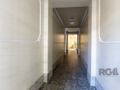 Apartamento à venda com 106m², 3 quartos, 1 vaga no bairro Menino Deus em Porto Alegre - Foto 35