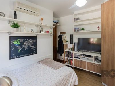 Apartamento à venda com 145m², 3 quartos, 1 suíte, 2 vagas no bairro Mont Serrat em Porto Alegre - Foto 13