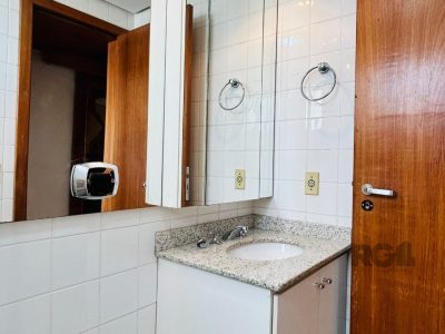 Cobertura à venda com 199m², 3 quartos, 1 suíte, 2 vagas no bairro Azenha em Porto Alegre - Foto 16