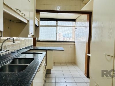 Cobertura à venda com 199m², 3 quartos, 1 suíte, 2 vagas no bairro Azenha em Porto Alegre - Foto 22