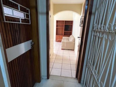 Apartamento à venda com 83m², 3 quartos, 1 suíte no bairro Santana em Porto Alegre - Foto 3