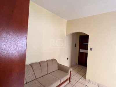 Apartamento à venda com 83m², 3 quartos, 1 suíte no bairro Santana em Porto Alegre - Foto 6