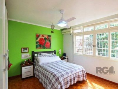 Apartamento à venda com 121m², 4 quartos, 1 suíte, 2 vagas no bairro Petrópolis em Porto Alegre - Foto 10