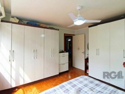 Apartamento à venda com 121m², 4 quartos, 1 suíte, 2 vagas no bairro Petrópolis em Porto Alegre - Foto 13