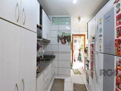 Apartamento à venda com 121m², 4 quartos, 1 suíte, 2 vagas no bairro Petrópolis em Porto Alegre - Foto 2