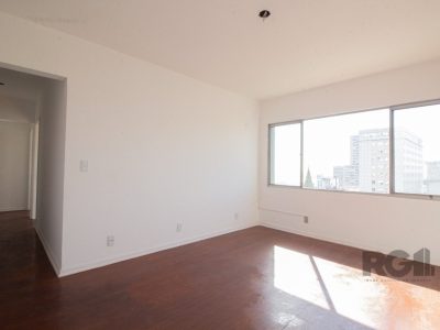 Apartamento à venda com 69m², 2 quartos no bairro Independência em Porto Alegre - Foto 2