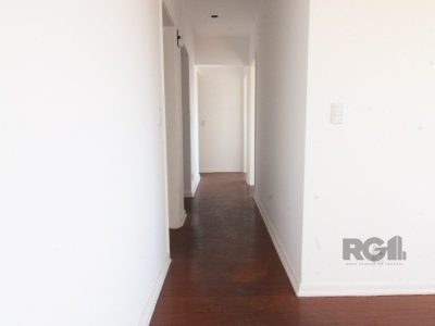 Apartamento à venda com 69m², 2 quartos no bairro Independência em Porto Alegre - Foto 3