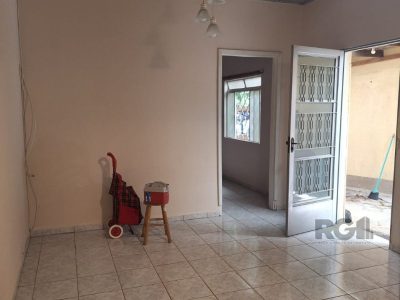 Casa à venda com 100m², 5 quartos, 2 vagas no bairro Petrópolis em Porto Alegre - Foto 7