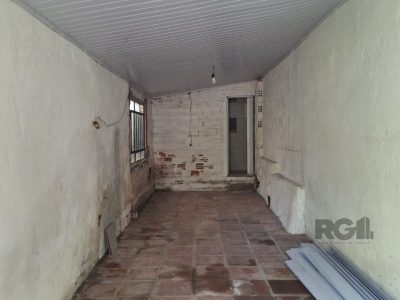 Casa à venda com 100m², 5 quartos, 2 vagas no bairro Petrópolis em Porto Alegre - Foto 29