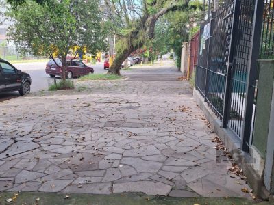 Casa à venda com 100m², 5 quartos, 2 vagas no bairro Petrópolis em Porto Alegre - Foto 34