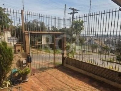 Casa à venda com 228m², 4 quartos, 3 suítes, 4 vagas no bairro Tristeza em Porto Alegre - Foto 5