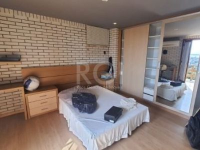 Casa à venda com 228m², 4 quartos, 3 suítes, 4 vagas no bairro Tristeza em Porto Alegre - Foto 26