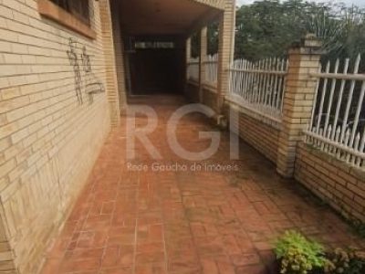 Casa à venda com 228m², 4 quartos, 3 suítes, 4 vagas no bairro Tristeza em Porto Alegre - Foto 38