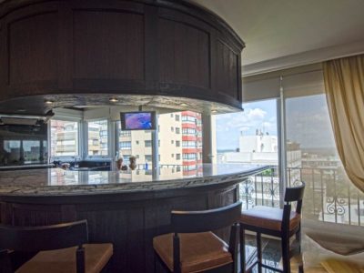 Apartamento à venda com 272m², 3 quartos, 3 suítes, 5 vagas no bairro Moinhos de Vento em Porto Alegre - Foto 12