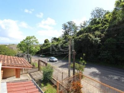 Casa à venda com 382m², 6 quartos, 2 suítes, 4 vagas no bairro Ipanema em Porto Alegre - Foto 34