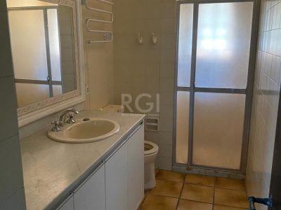 Casa Condominio à venda com 327m², 3 quartos, 1 suíte, 3 vagas no bairro Cristal em Porto Alegre - Foto 9