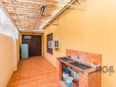 Casa à venda com 224m², 4 quartos, 4 suítes, 3 vagas no bairro Passo d'Areia em Porto Alegre - Foto 21