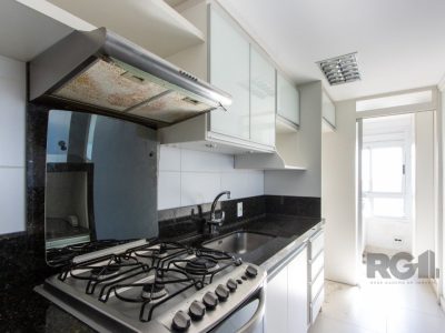 Apartamento à venda com 65m², 2 quartos, 1 suíte, 2 vagas no bairro Tristeza em Porto Alegre - Foto 7