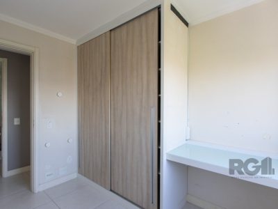 Apartamento à venda com 65m², 2 quartos, 1 suíte, 2 vagas no bairro Tristeza em Porto Alegre - Foto 16